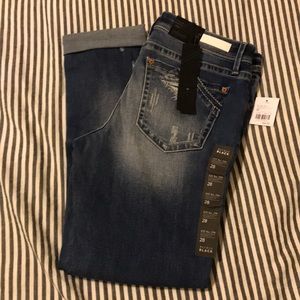 NWT Buckle Black relaxed fit crop jean